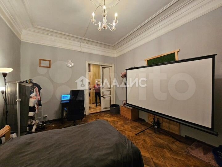 4-к. квартира, 171 м², 2/5 эт.