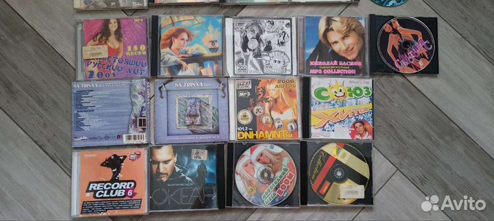 Диски с мультфильмами, фильмами и играми