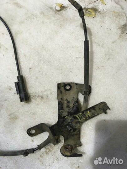 Датчик ABS задний левый митсубиси аутлендер 3