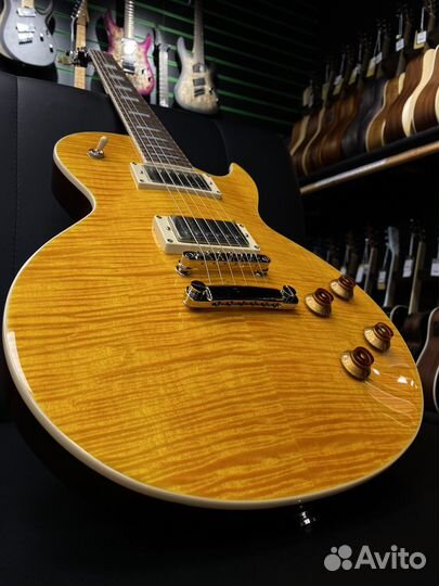 Cort CR250 ATA электрогитара