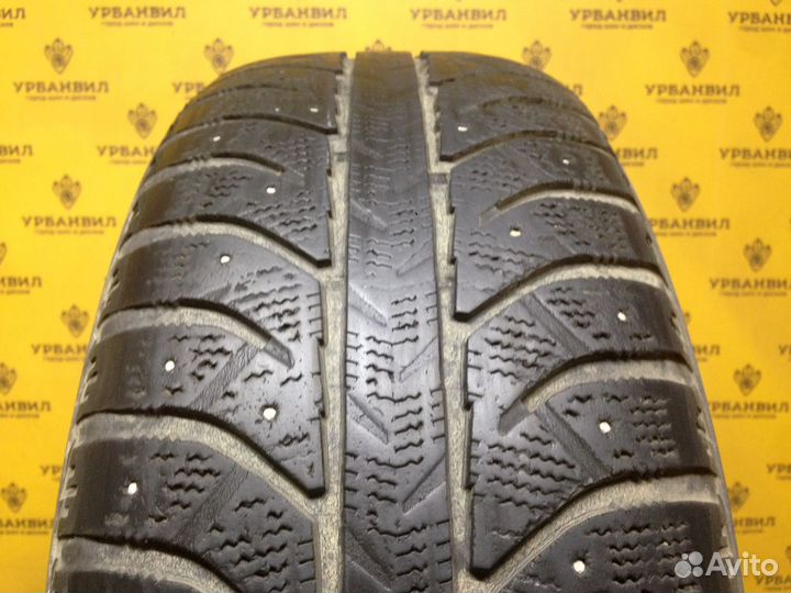 Bridgestone Ice Cruiser 7000 235/65 R17