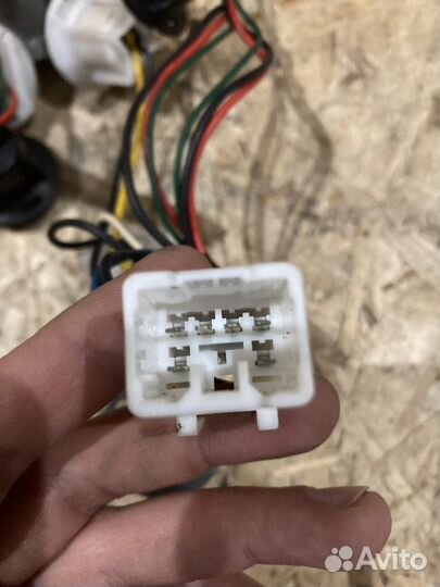 Проводка заднего фонаря Шевроле Лачетти Разбор