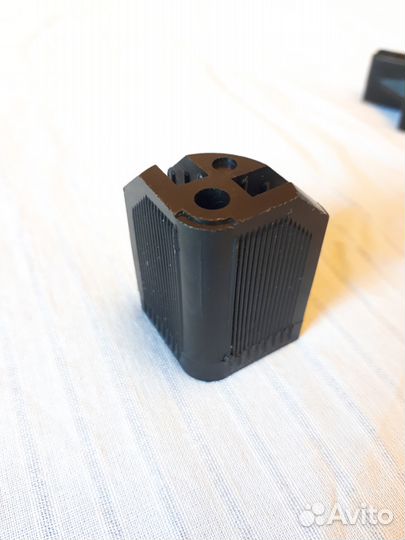 Крепление новое для стекол, витрин