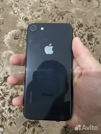 iPhone 8, 64 ГБ