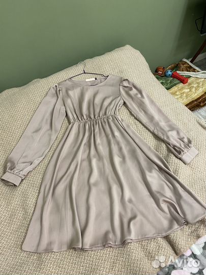 Платье вечернее