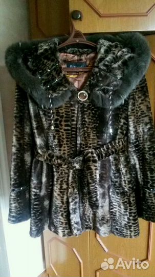 Шуба искусственная 2 шт