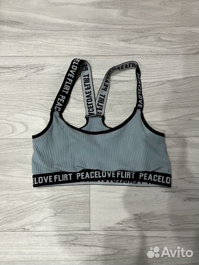 Спортивный топ