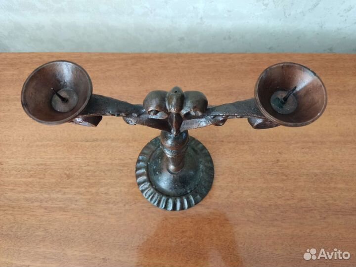 Подсвечники