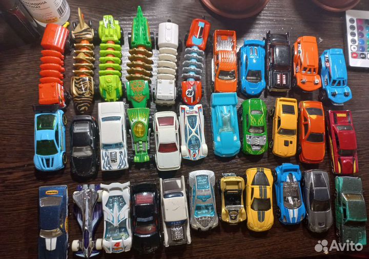 Коллекция машинок Hot Wheels