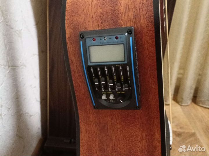 Гитара электроакустика