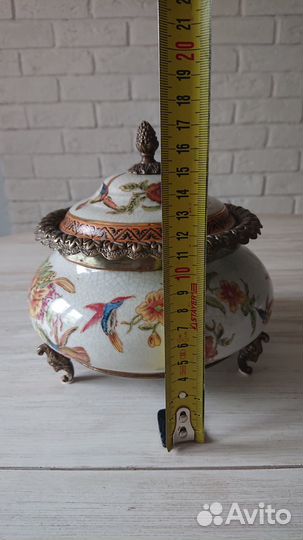 Ваза фарфор с бронзой