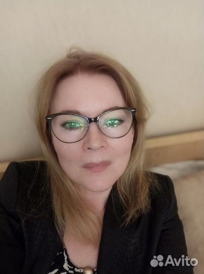 Менеджерадминистраторпродавец