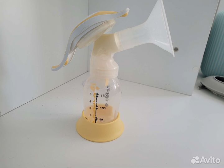 Молокоотсос medela ручной