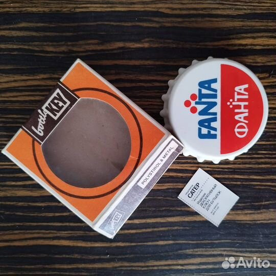 Вещи СССР: касса букв, игрушка, счеты, мыло