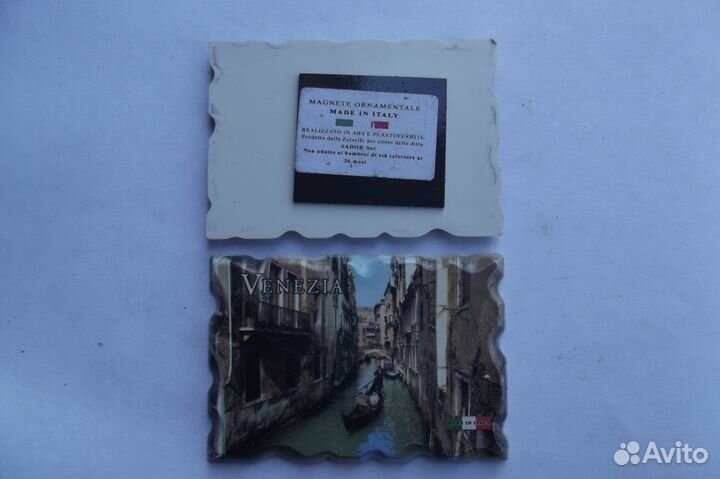 Магнит на холодильник