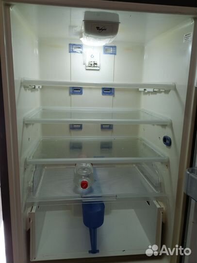 Холодильник ARC4180