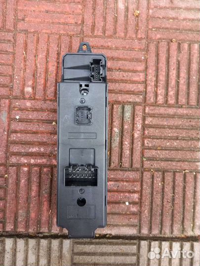 Блок управления стеклоподьемниками Мазда 6 GG