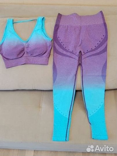 Костюм для фитнеса