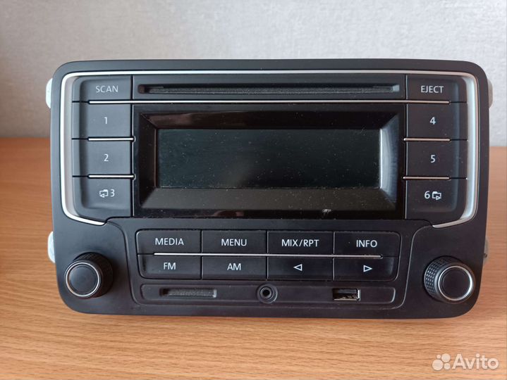 Магнитола на volkswagen polo