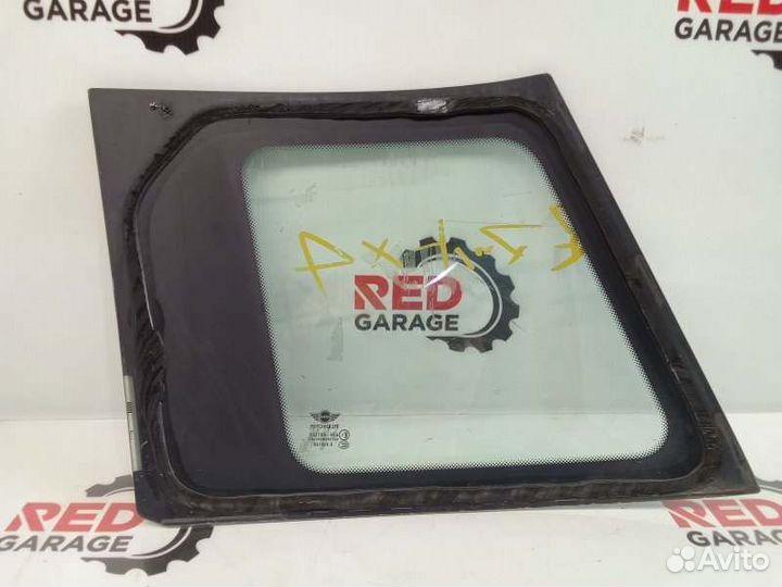 Форточка кузова задняя правая Mini Countryman