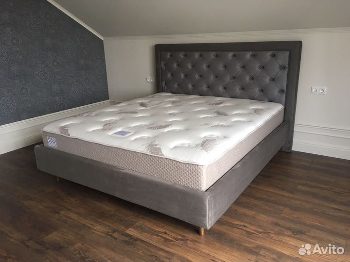 Перетяжка изголовья кровати