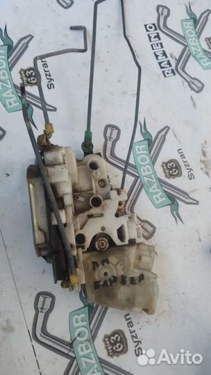 Замок Nissan Bluebird, правый передний