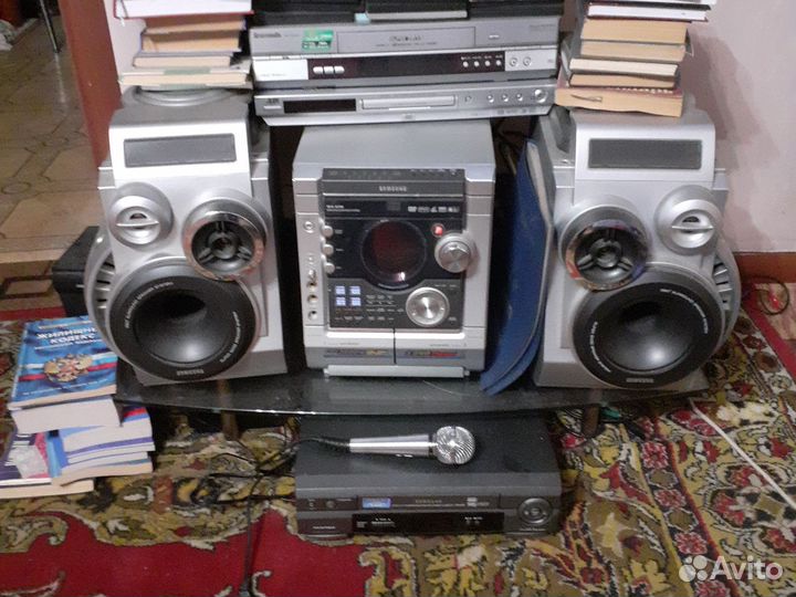 Музыкальный центр