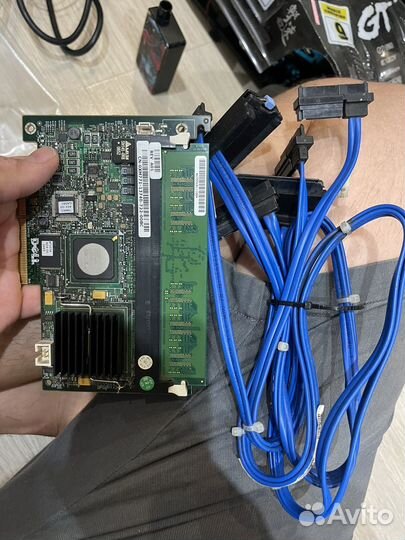 Контроллер Dell SAS UCP-51