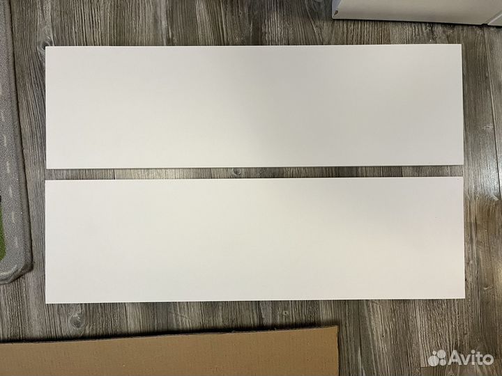 Полка настенная белая