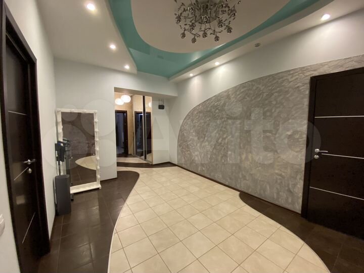 3-к. квартира, 130 м², 4/12 эт.