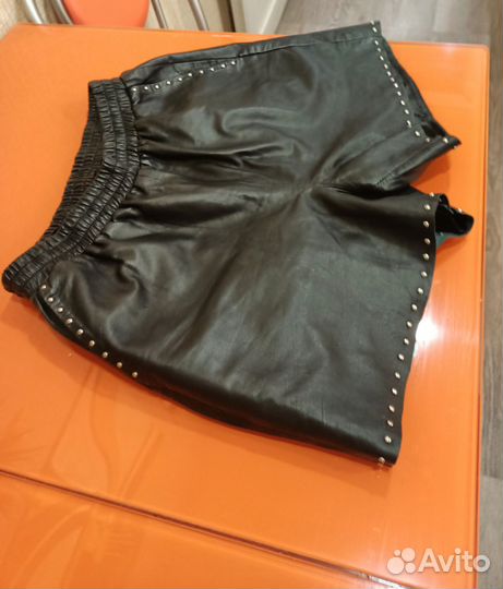 Шорты кожаные