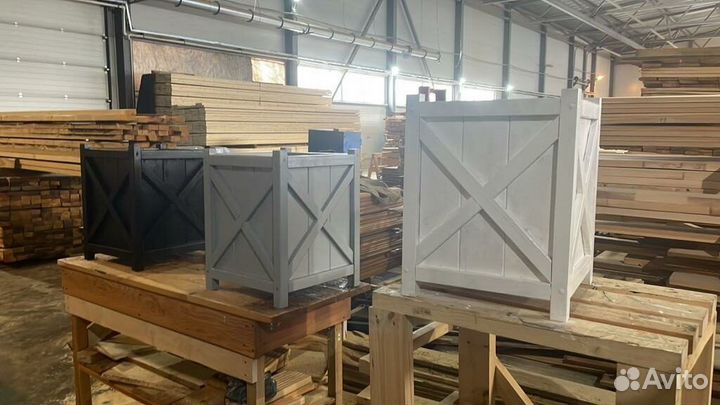 Кашпо для деревьев и цветов из лиственницы Классик