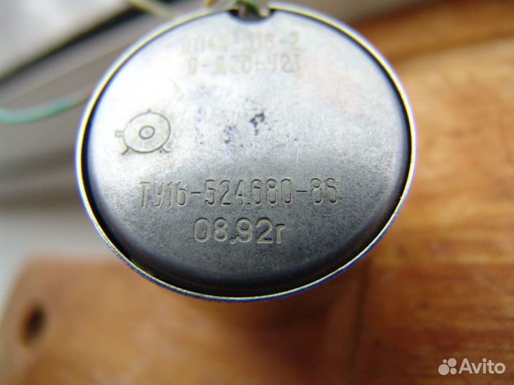 Электродвигатель для кассетных дек и магнитол