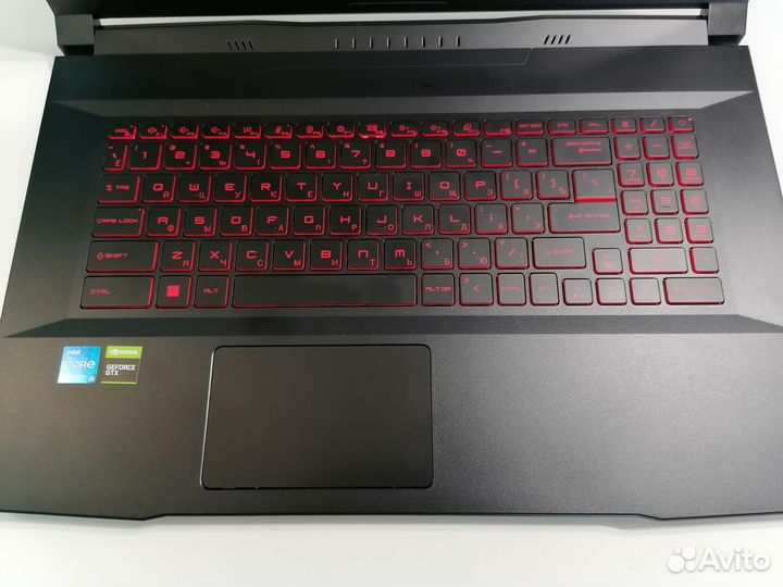 Ноутбук MSI 17.3 i5-11400h gtx1650