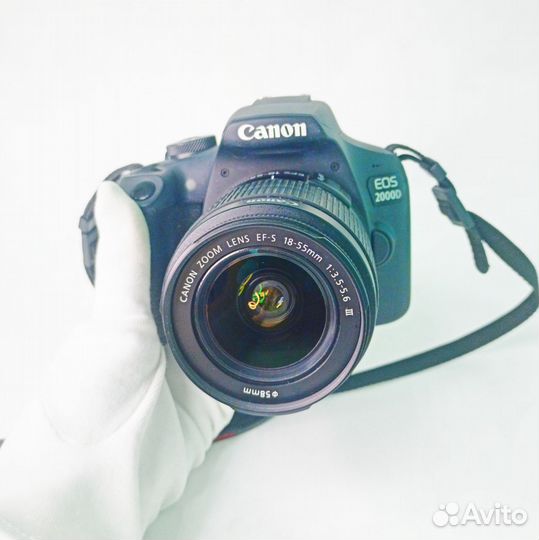 Фотоаппарат Canon EOS 2000D