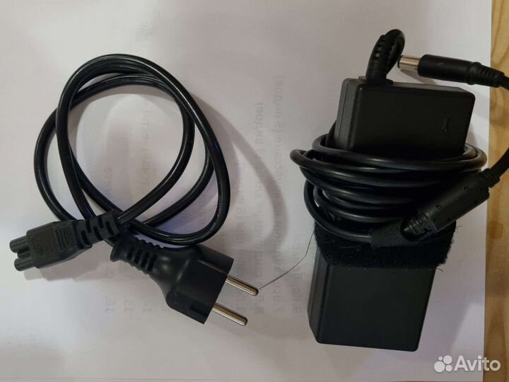 Блок питания Dell Y4M8K