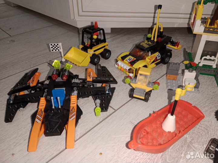 Lego несколько наборов россыпью