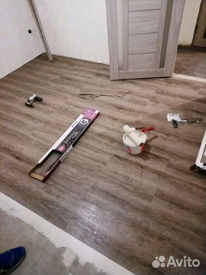 Укладка напольных покрытий