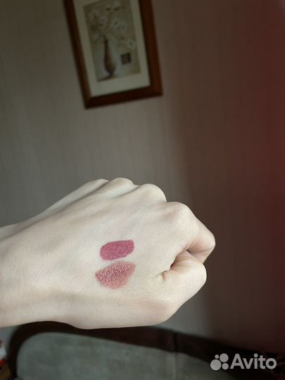 Помады Chanel. Цена за обе