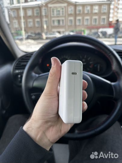 140w Apple USB-C Power Adapter