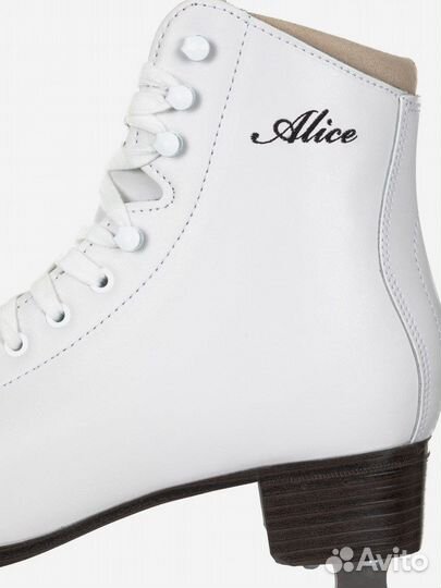 Коньки женские на широкую ногу