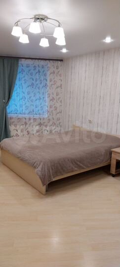 2-к. квартира, 64 м², 1/9 эт.