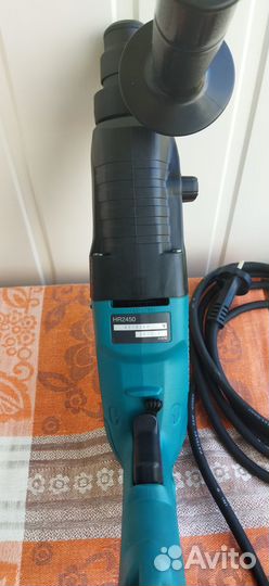 Перфоратор makita HR 2450 780вт б/у немного