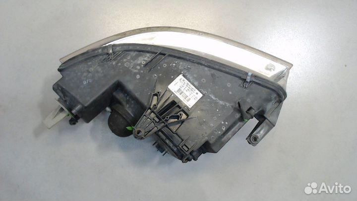 Фара (передняя) Volkswagen Passat 5, 2004