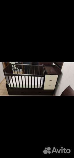 Кроватка трансформер с маятником