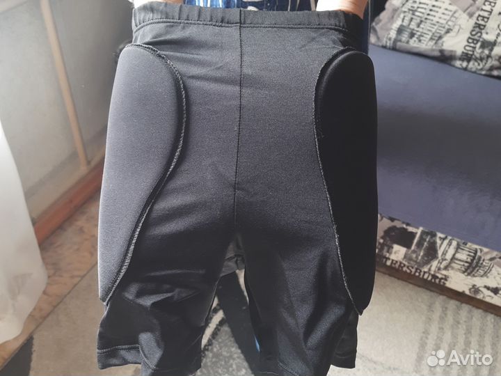 Детская защита для фигурного катания(копчик)