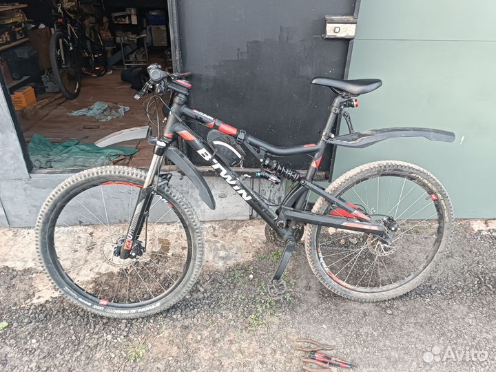 Велосипед B'twin Rockrider ST520S двухподвес 27,5