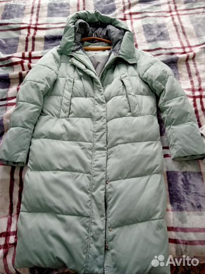 Продам женский пуховик