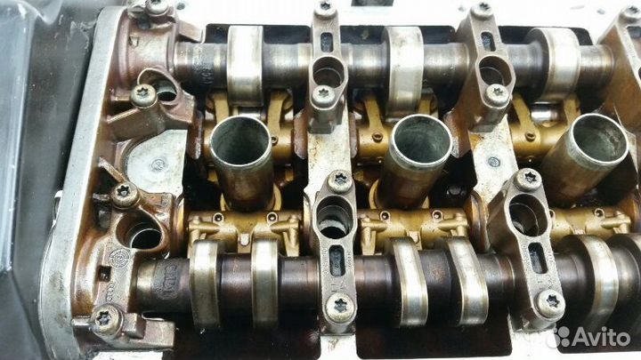 Головка блока цилиндров правая Volkswagen Touareg