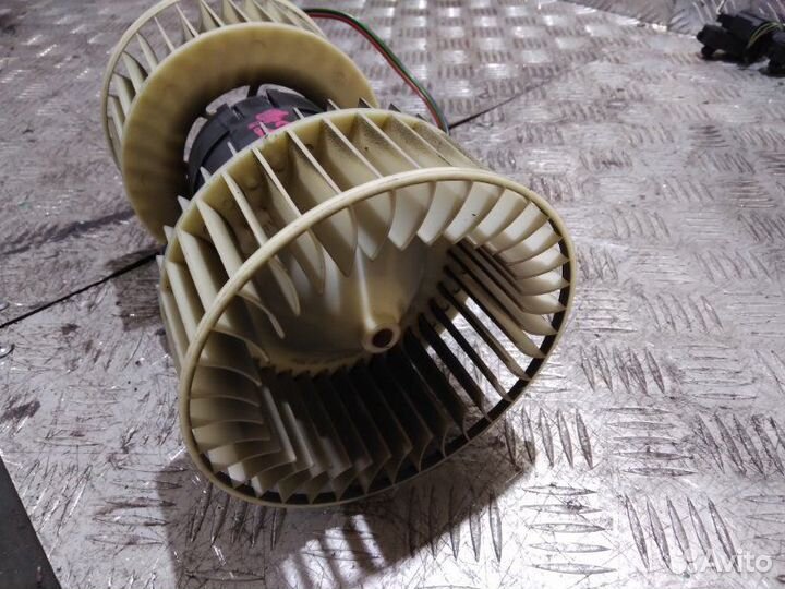 Мотор печки Land Rover Range Rover L322 428PS